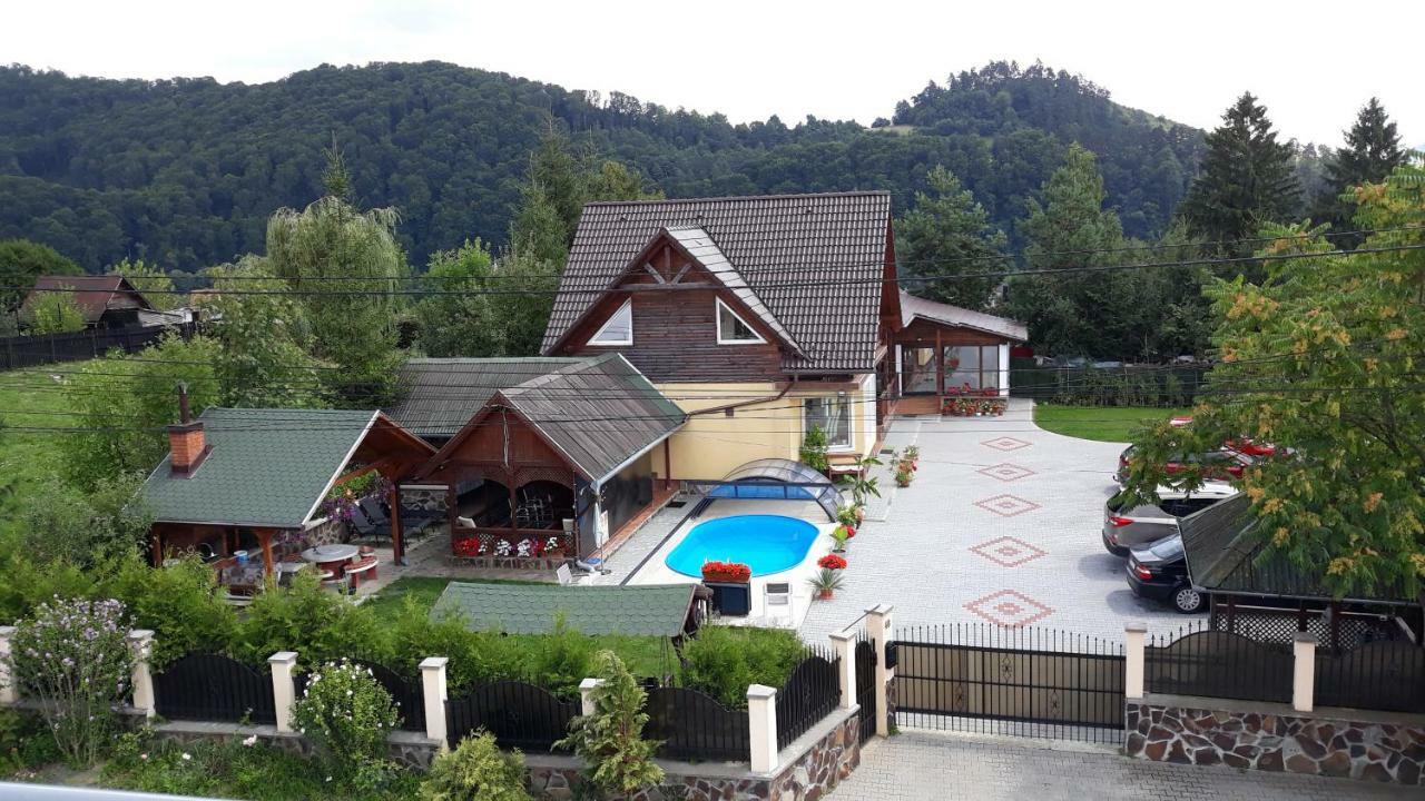 Vila Eszter Hotel Sovata Exterior photo
